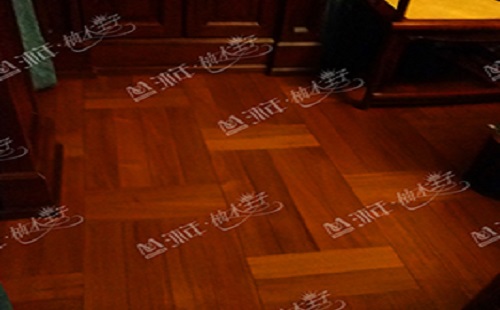 緬甸柚木地板. 緬甸柚木地板.